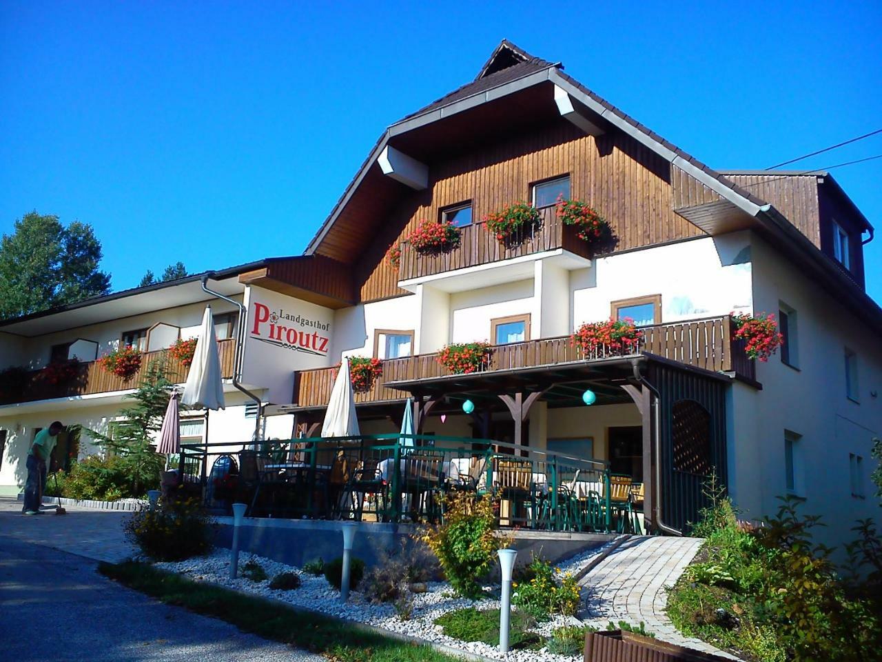 Landgasthof Piroutz Sankt Kanzian am Klopeiner See Dış mekan fotoğraf